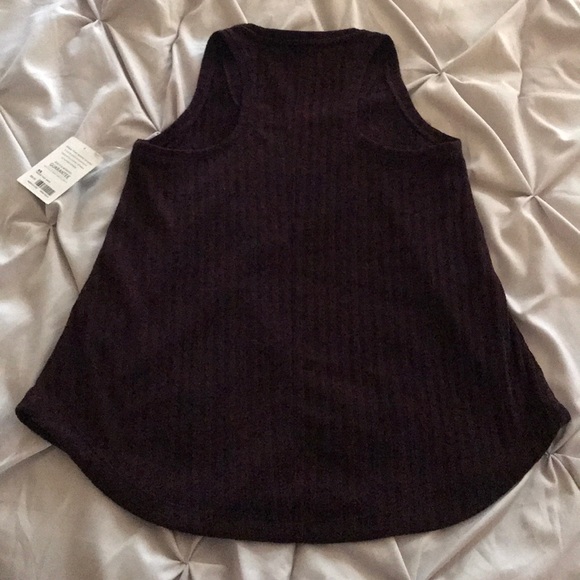 Athleta Tiburon Tank NWT Size XS Burgundy - Picture 5 of 5